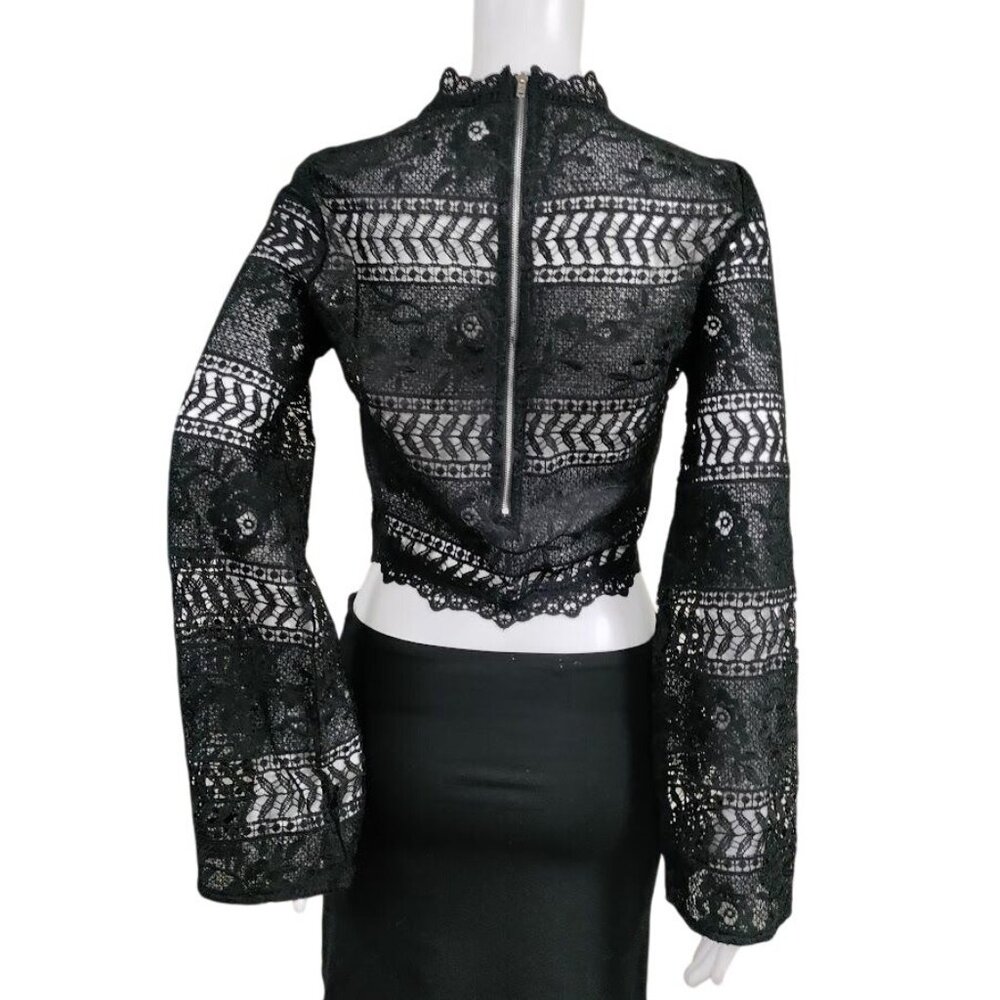 E.SSUE Black Lace Whimsy Sheer Exposted Zipper Cropped Top S